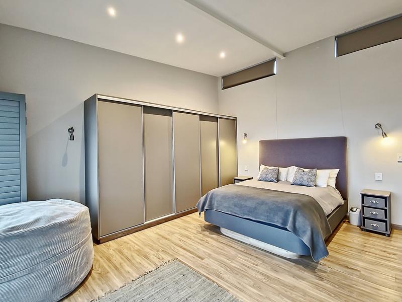 5 Bedroom Property for Sale in Bakoven Western Cape